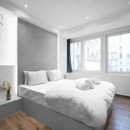 Adelle Apartments, The Luxury Apartman *