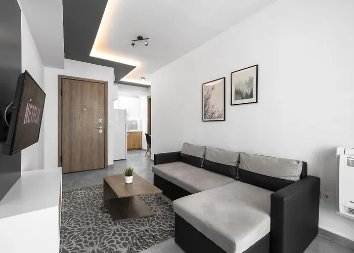 Adelle Apartments, The Luxury *