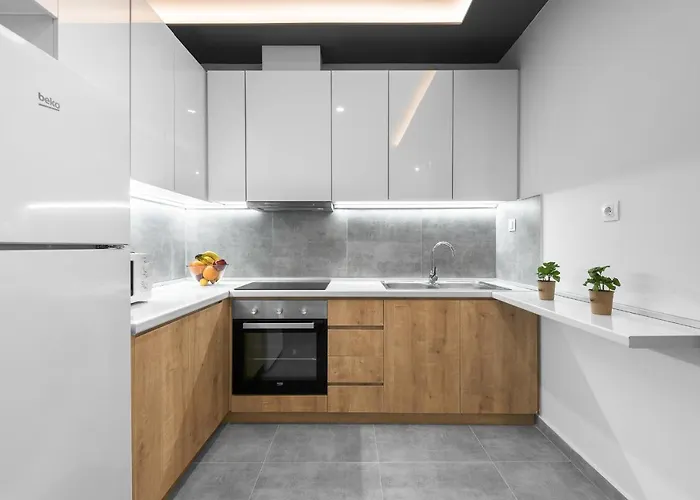 Adelle Apartments, The Luxury *