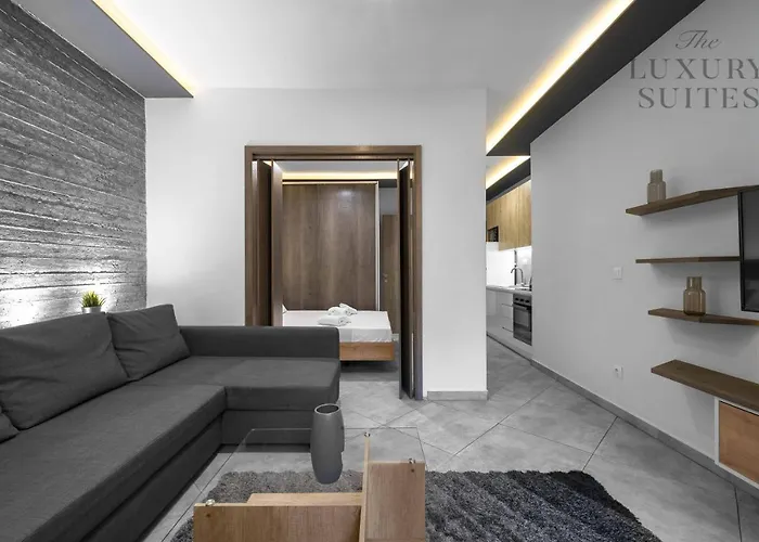 Adelle Apartments, The Luxury *