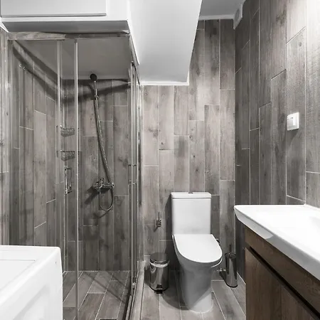 Апартаменты Adelle Apartments, The Luxury *