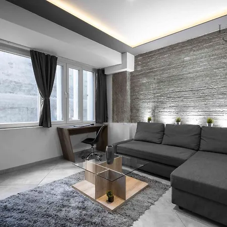 Апартаменты Adelle Apartments, The Luxury *