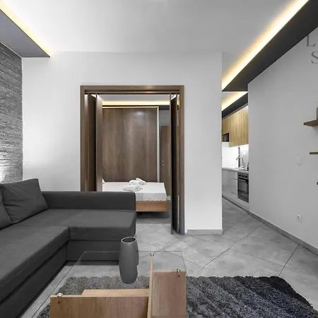 Adelle Apartments, The Luxury *