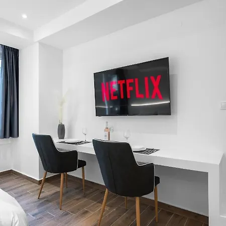 Adelle Apartments, The Luxury Apartment