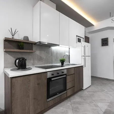 Adelle Apartments, The Luxury